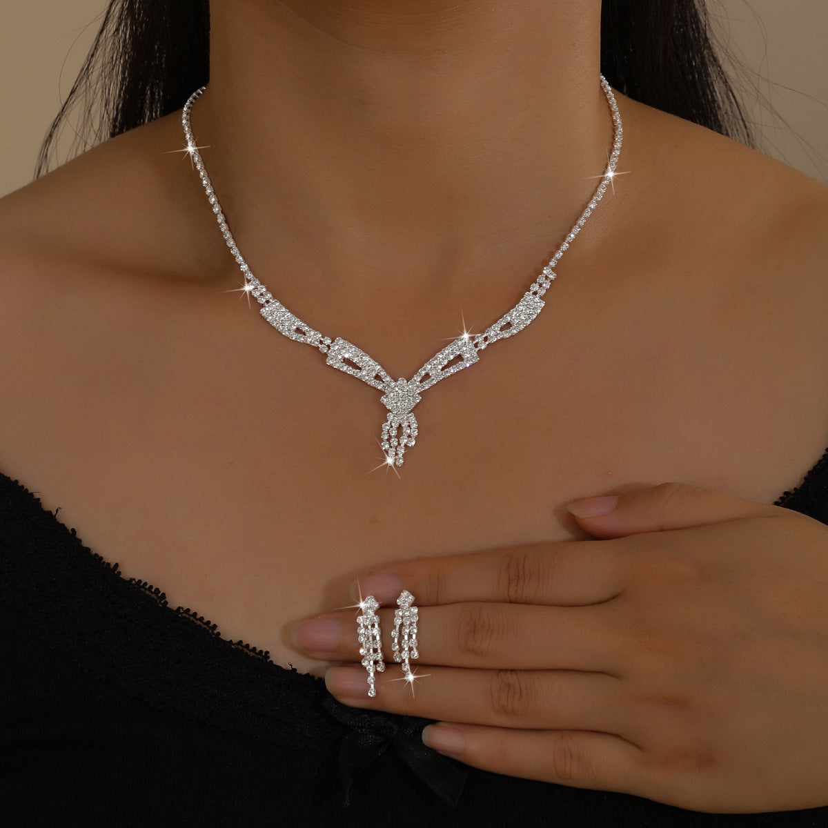 Yiwu Cross-Border Bridal Necklace And Earrings Set Wedding Simple Versatile Gorgeous Light Luxury Grab Chain Rhinestone Set