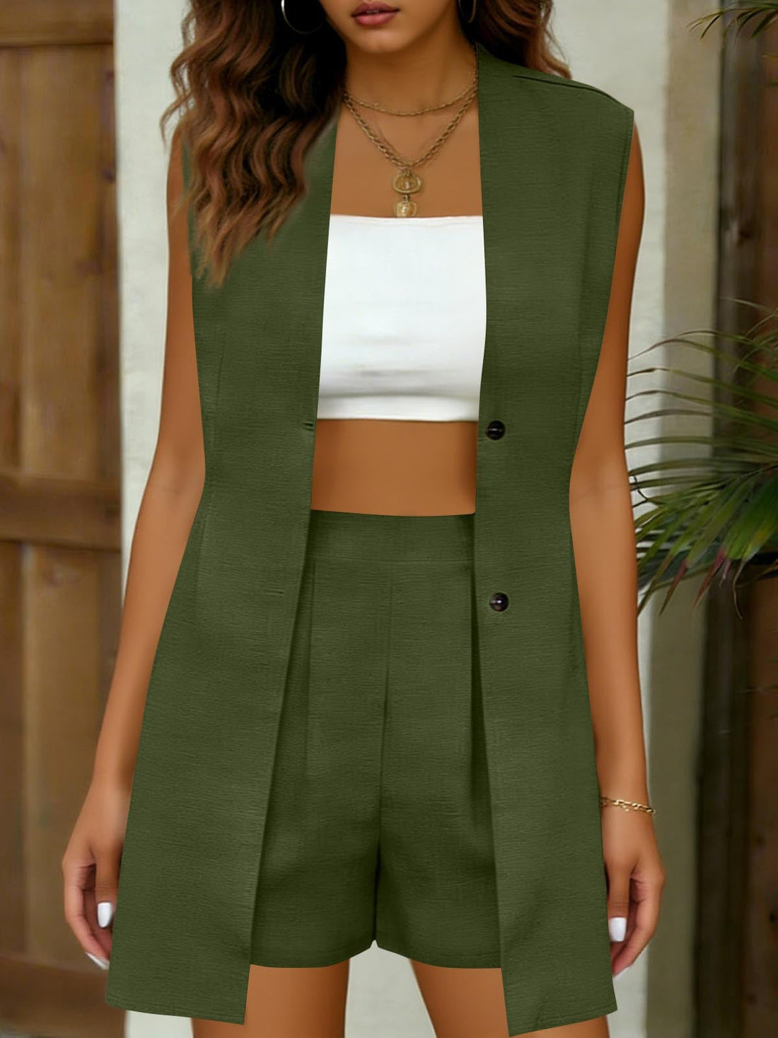 Women's Sleeveless Vest and Shorts Set for Office Commuter Wear - Image 3