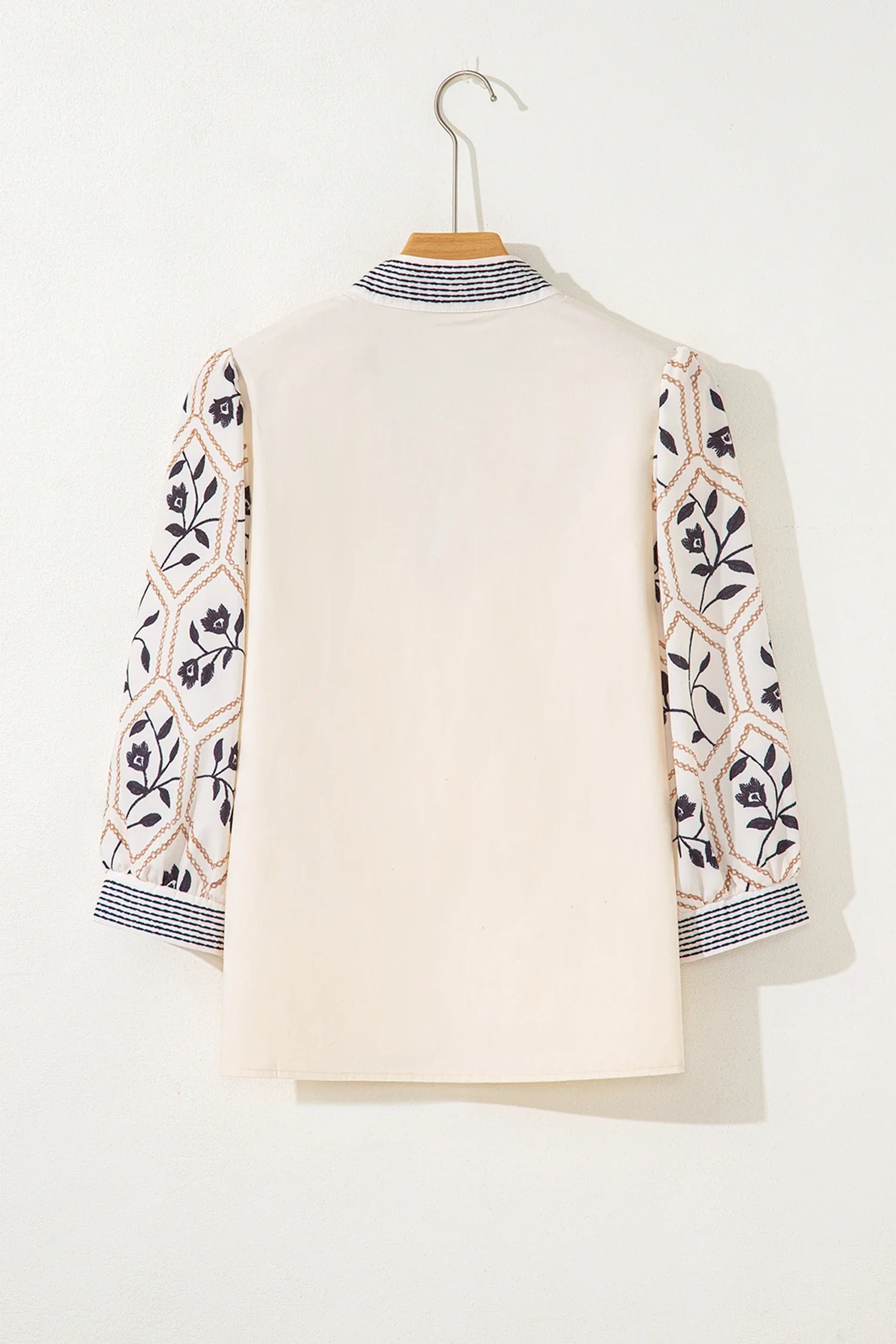 Women's Floral Puff Sleeve Blouse - Contrast V-Neck