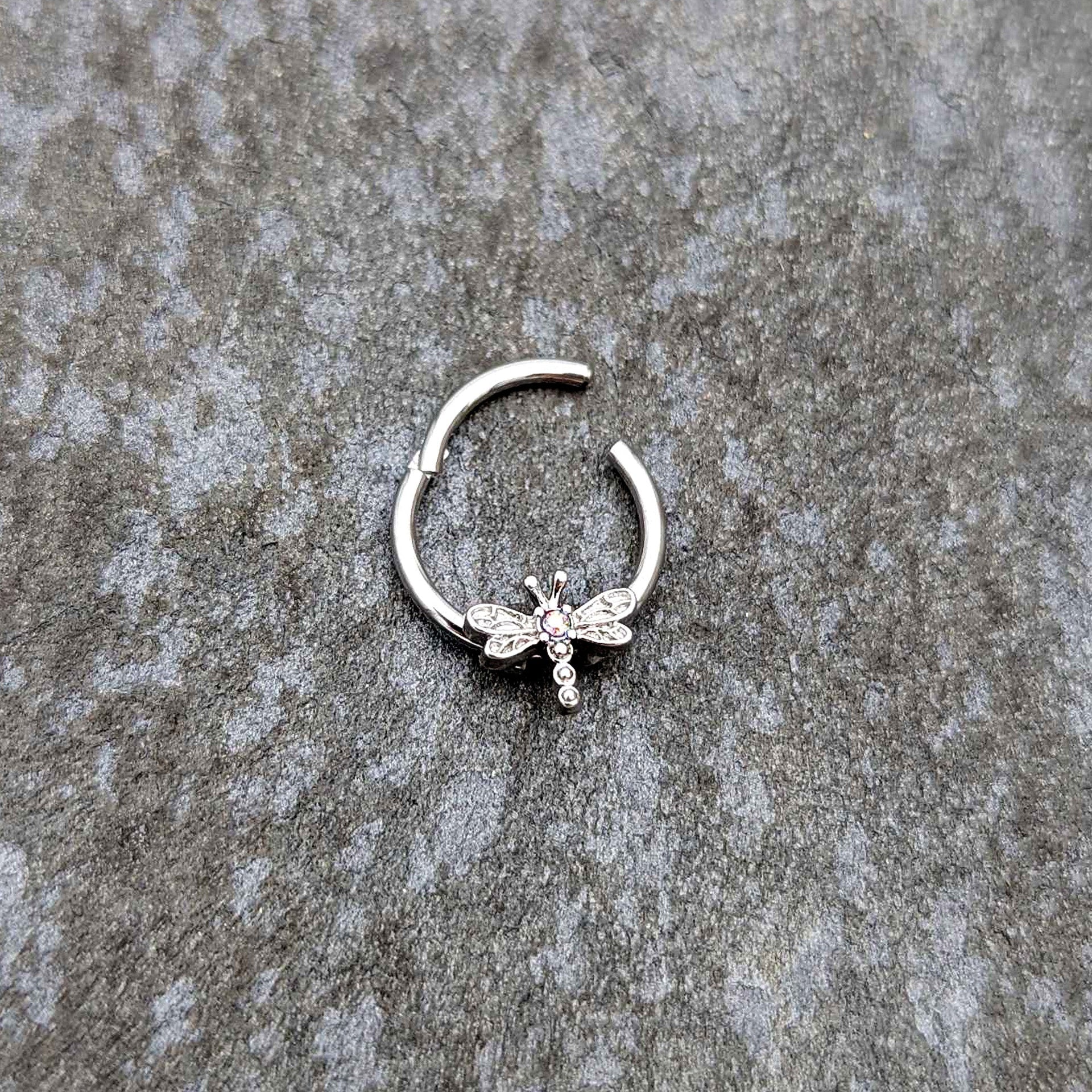 16G 3/8 Aurora Gem Dragonfly Flying Hinged Segment Ring