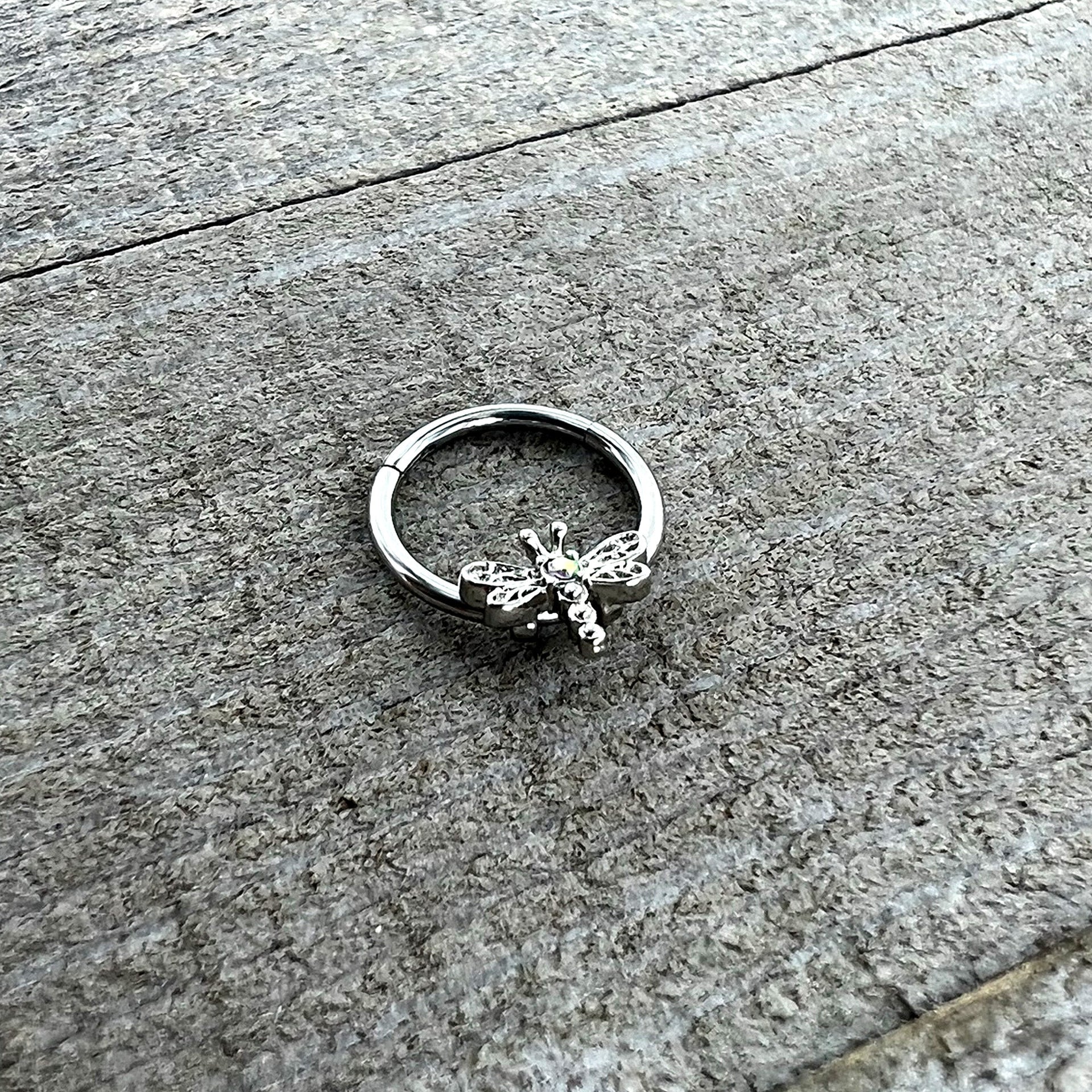 16G 3/8 Aurora Gem Dragonfly Flying Hinged Segment Ring