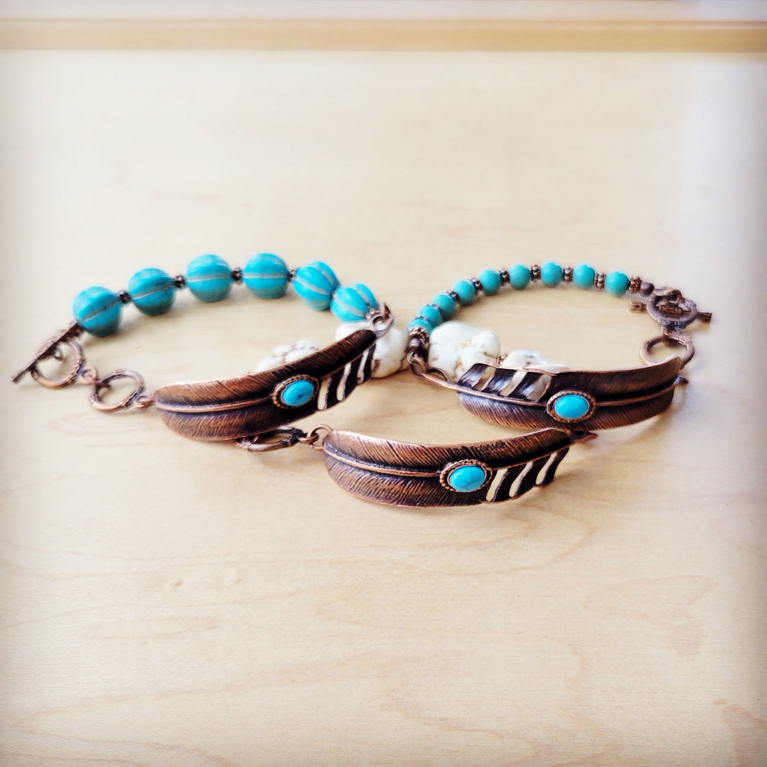 Round Blue Turquoise Beaded Bracelet on Copper Feather 810t