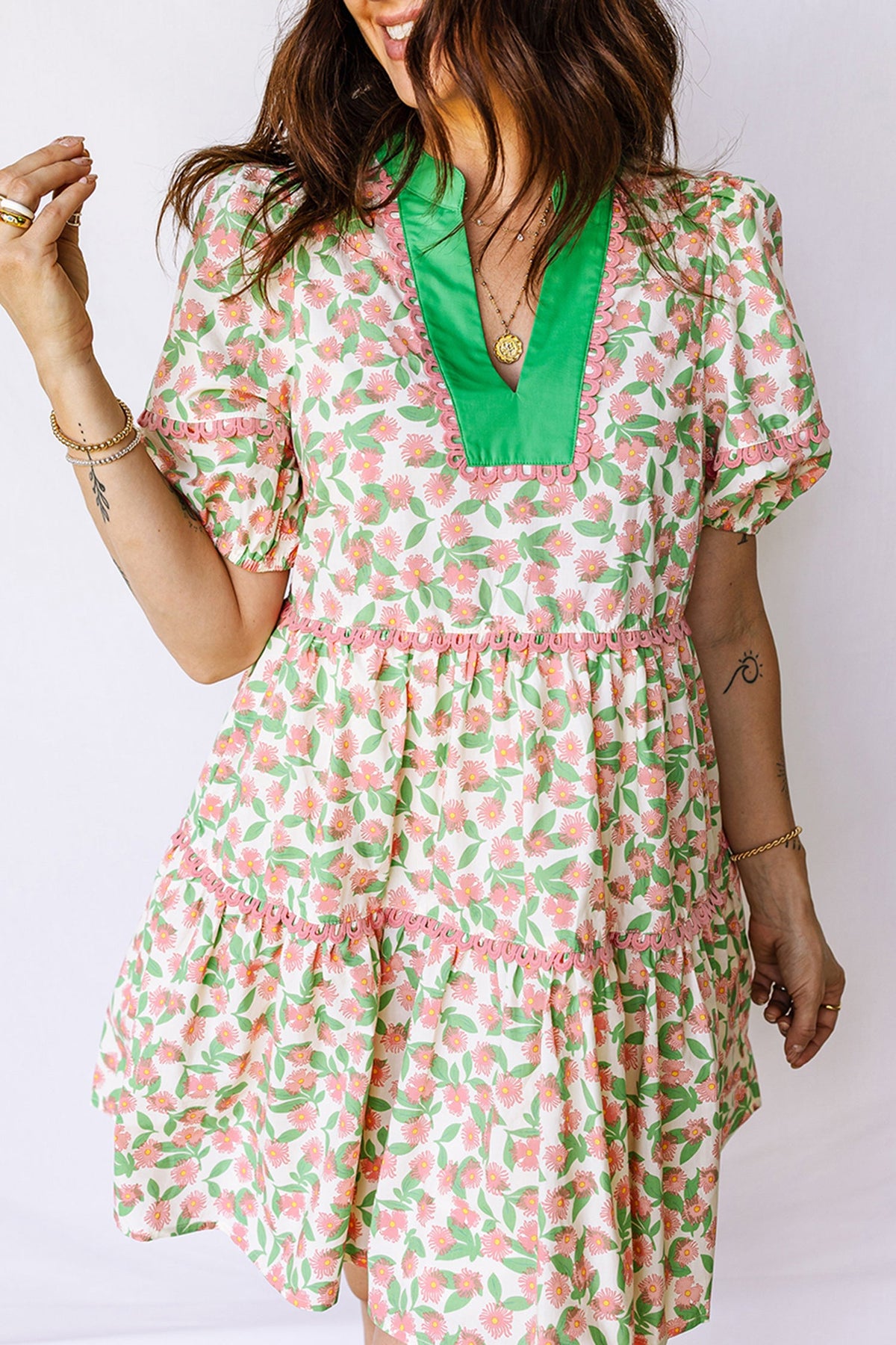 Floral Ricrac Trim Contrast V-Neck Puff Sleeve Dress