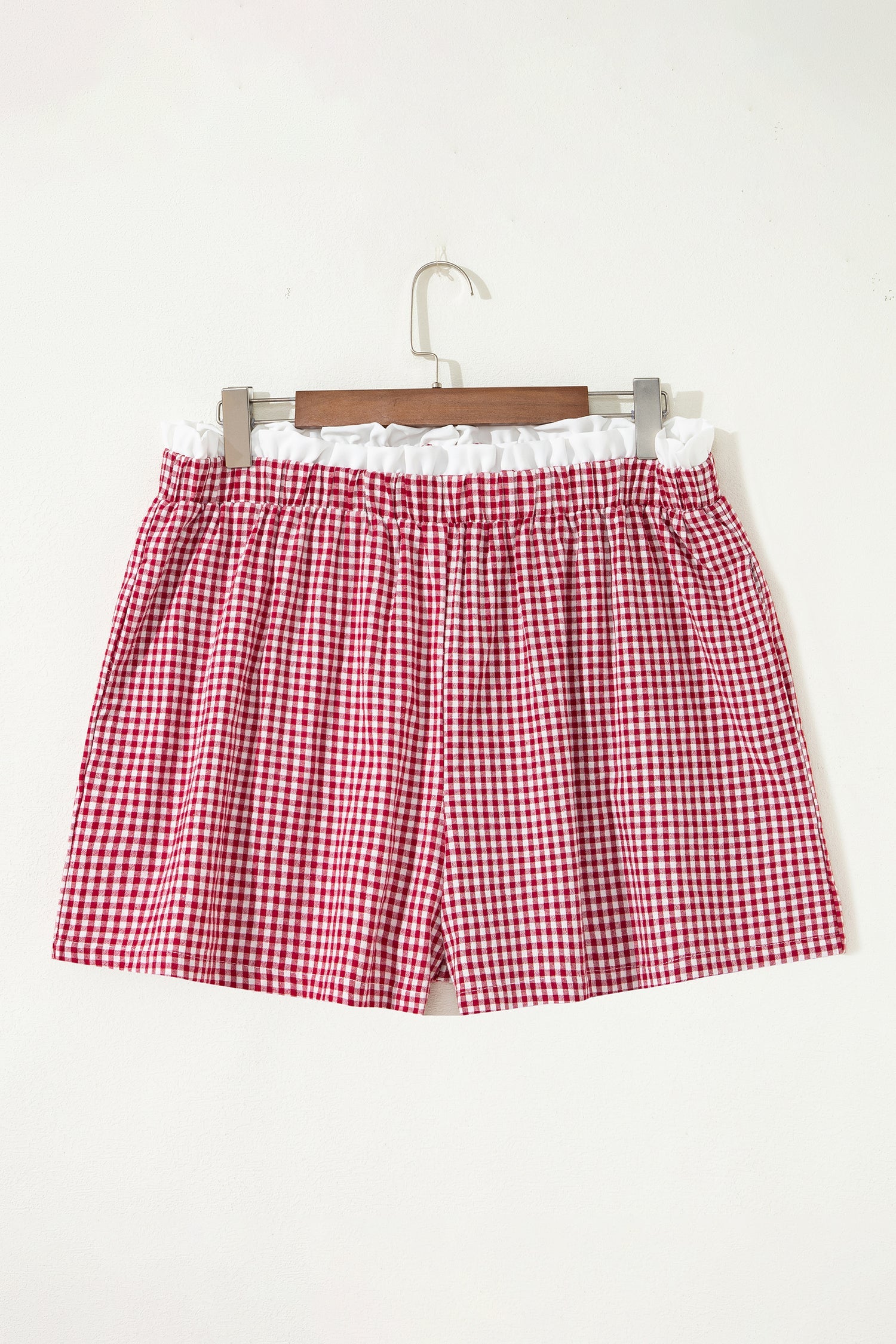 Plus Size Contrast Trim Plaid Shorts