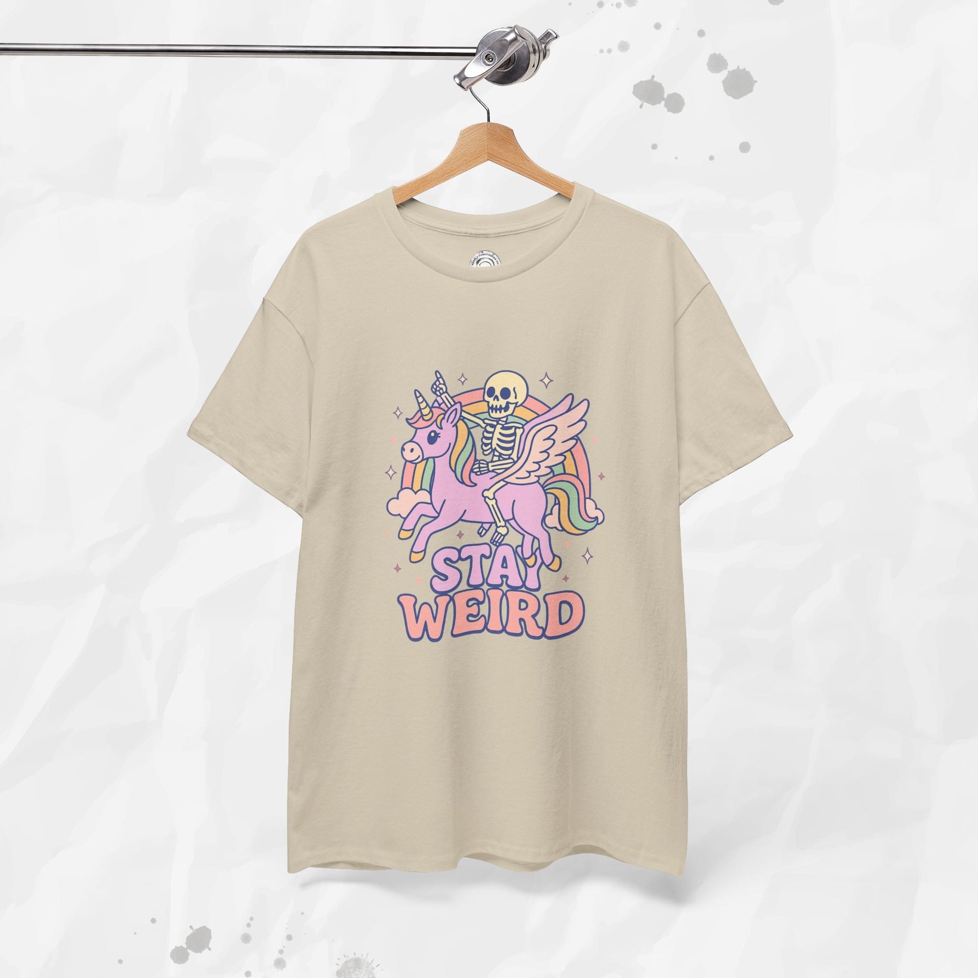 Stay Weird – T-Shirt