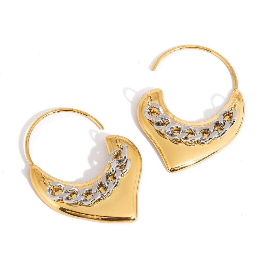 18K Gold Heart-Shaped Stud Earrings - Lightweight Luxury Jewelry