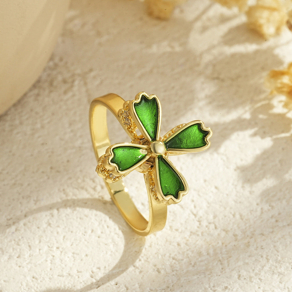 Rotatable Flower-shaped Gold-plated Ring