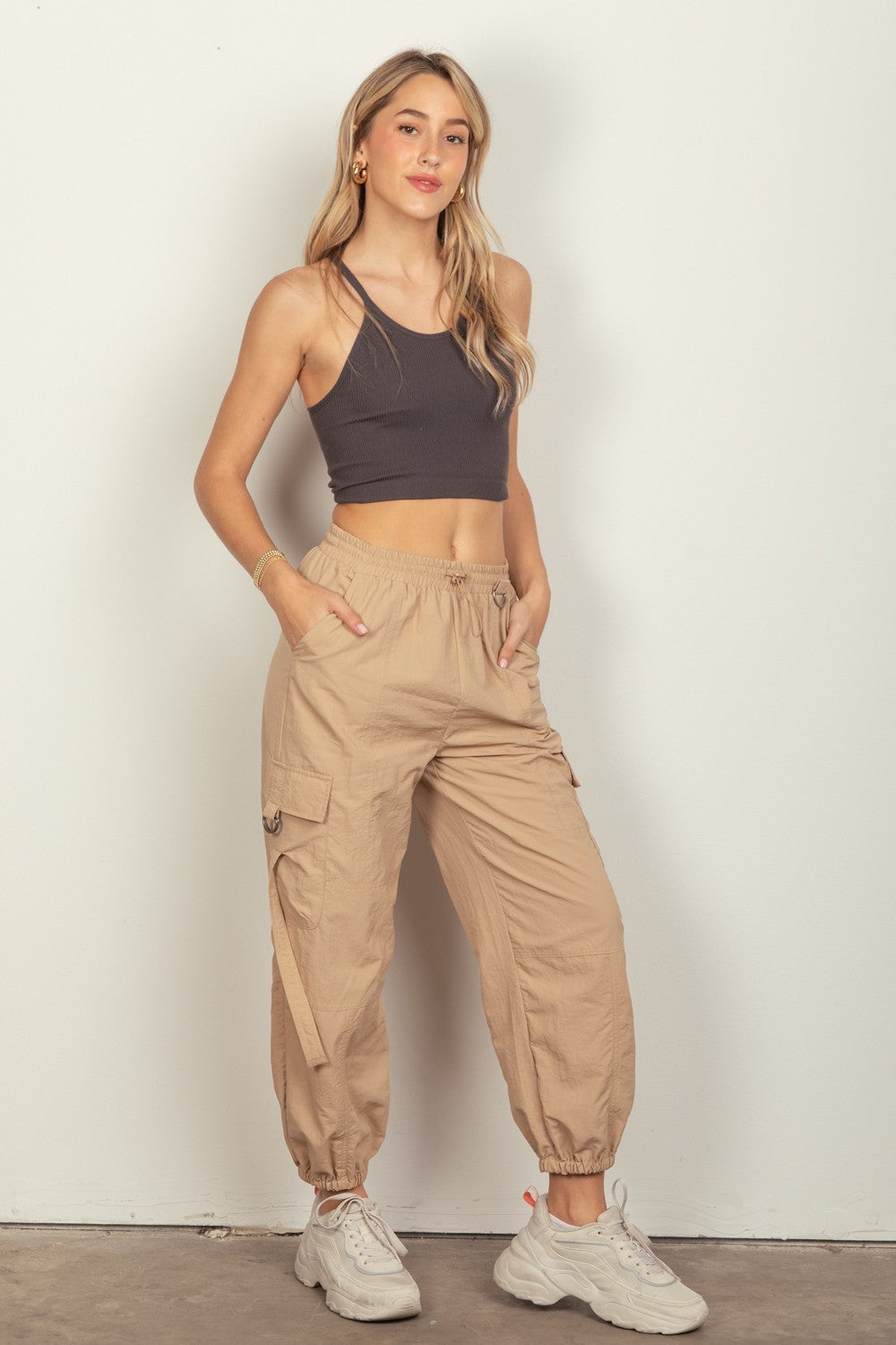 Elastic Waist Woven Cargo Pants in Tan Utility Style