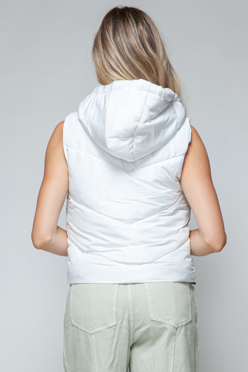 Women's White Quilted Zip-Up Hooded Vest for Layering - Image 3