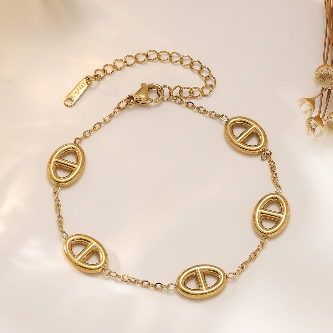 18K Gold Pig Nose Necklace and Bracelet Jewelry Set