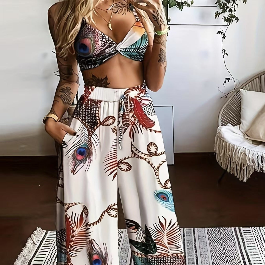 Women Feather Print Crop Top and Wide Leg Pants Vacation Set - Image 4