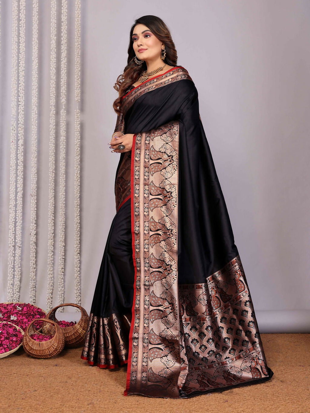 Joban Fashion Black Woven Banarasi Silk Sarees
