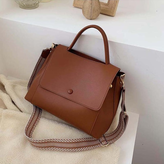 Simple Leather Crossbody Bag for Girls Lightweight Travel Purse