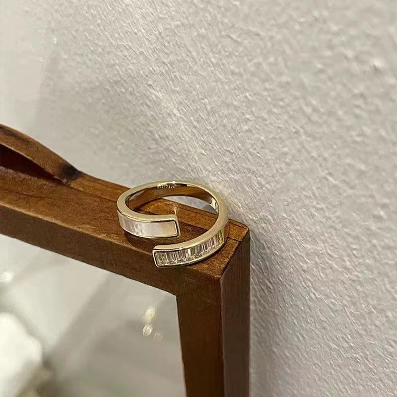 Minimalist Cold Style Emerald Ring Women, High Grade Sense, All-match Index Finger Ring