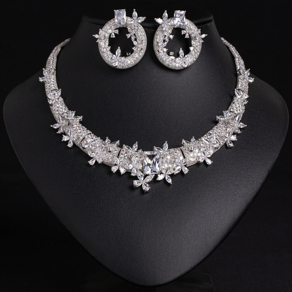 Cross-Border European And American Jewelry Fashion Versatile Design Inlaid With Smart Zircon Butterfly Jewelry Banquet Jewelry For Women