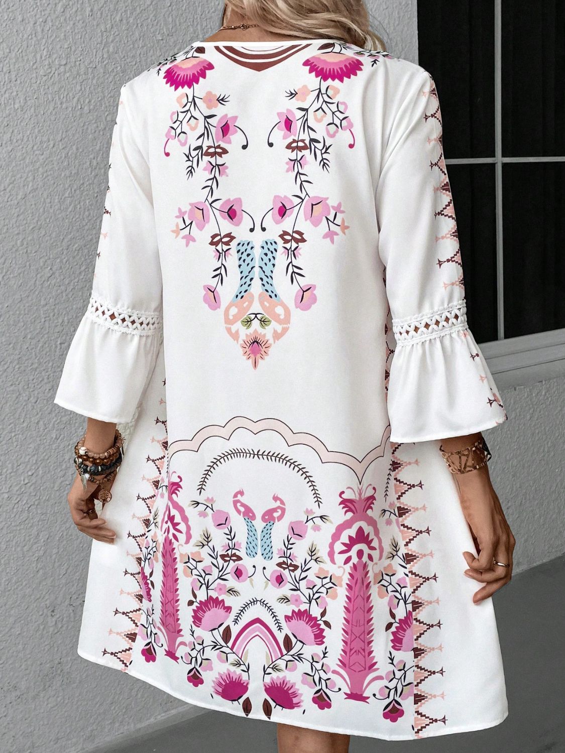 Feminine Lace Detail Printed Midi Dress for Summer