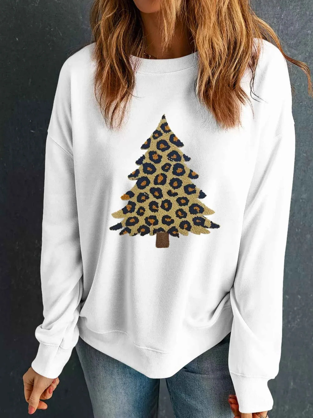 Plush Leopard Tree Patched Drop Shoulder Sweatshirt