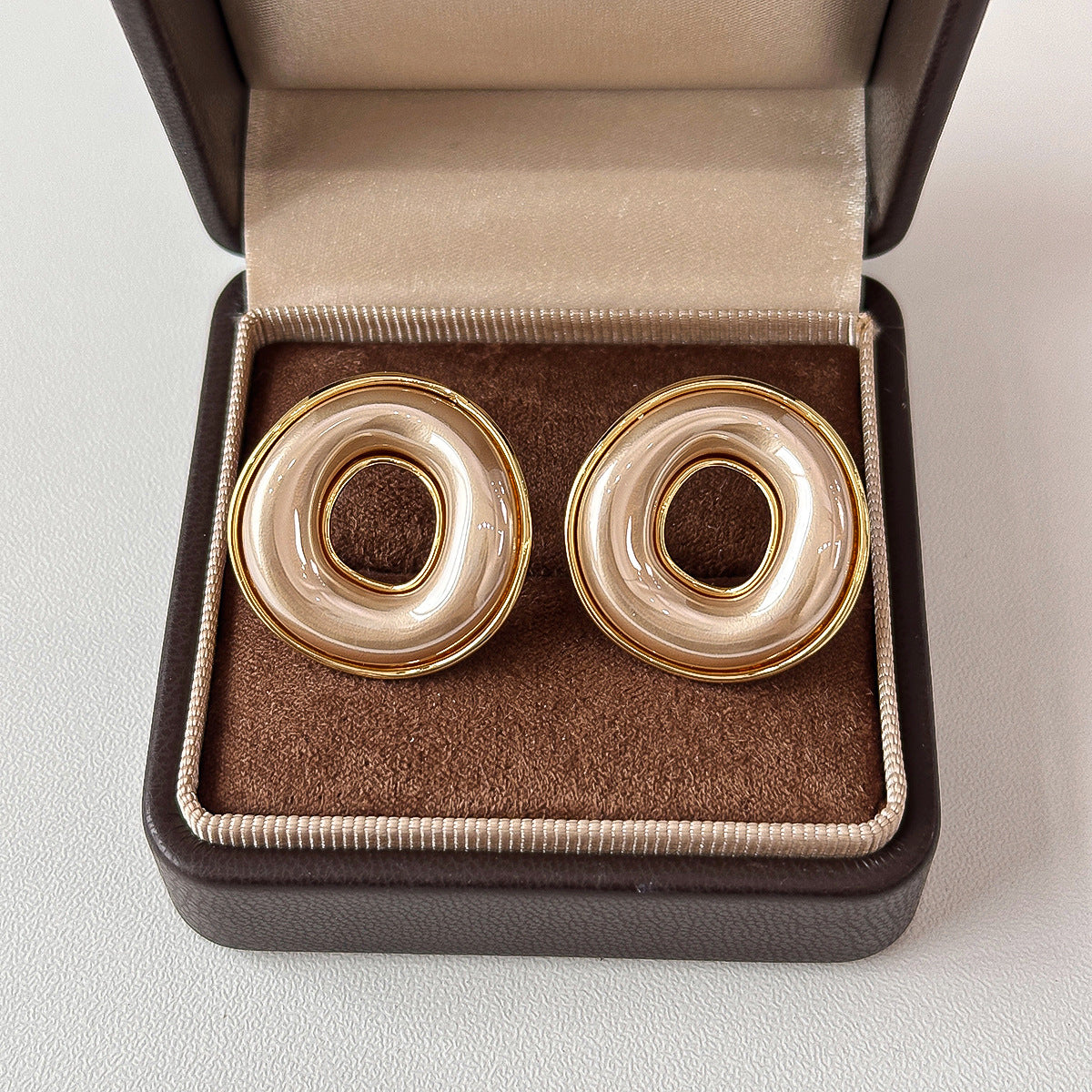 Sophisticated Minimalist Earrings Womens Five-pointed Star Stud Earrings