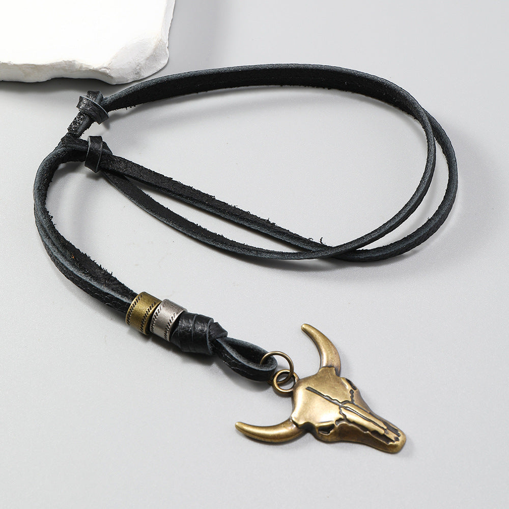Simple Versatile Ethnic-style Vintage Cow-head Leather Necklace