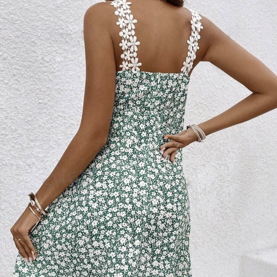 Women’s Floral Print Sleeveless Dress with Lace Trim Detail - Image 3