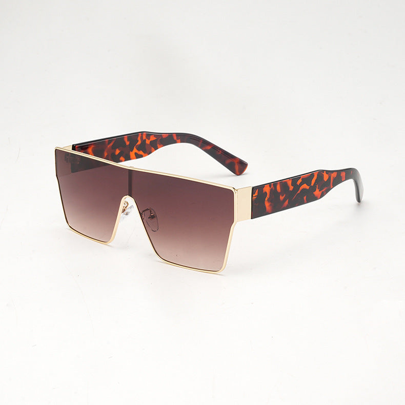 Square Metal Frame Sunglasses Hip-Hop European Fashion Shades