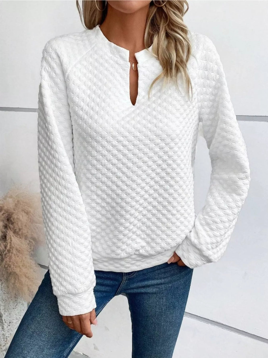 White Quilted Notched Neck Long Sleeve Sweatshirt - Image 3