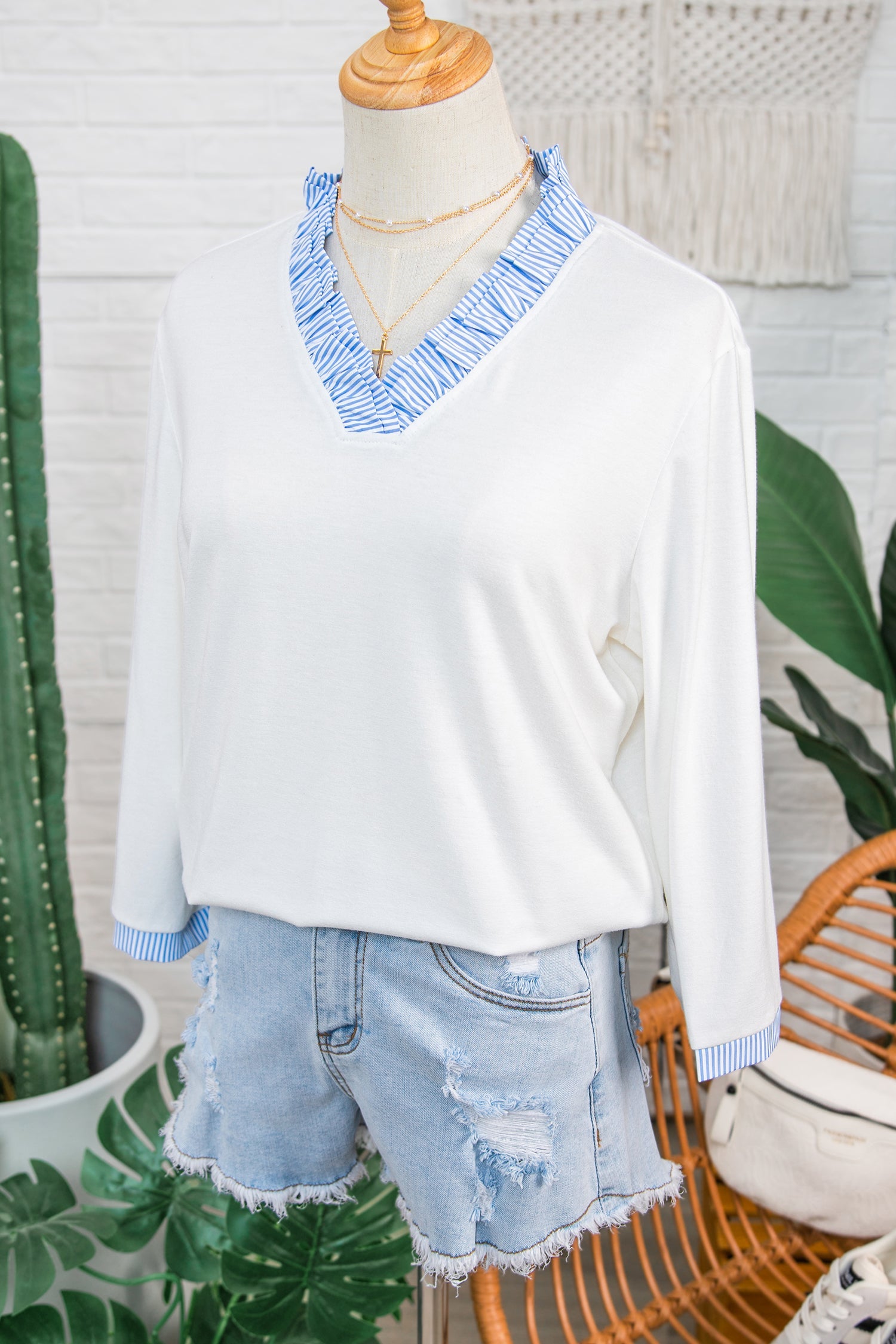 White Striped Patchwork V Neck Blouse with 3/4 Sleeves - Image 5
