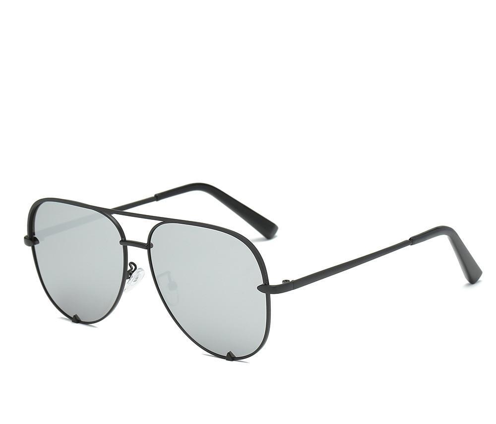 Vintage Round Metal Polarized Sunglasses with UV400 Protection