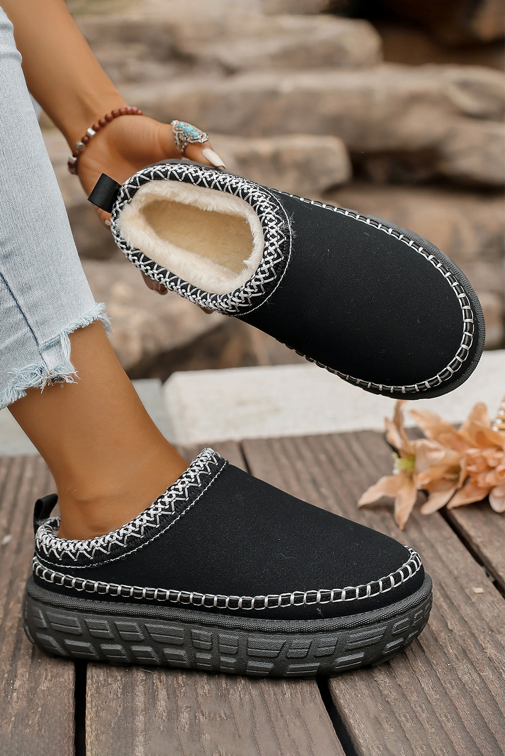 Black Plush Winter Clog Slippers | Suede Contrast Stitch