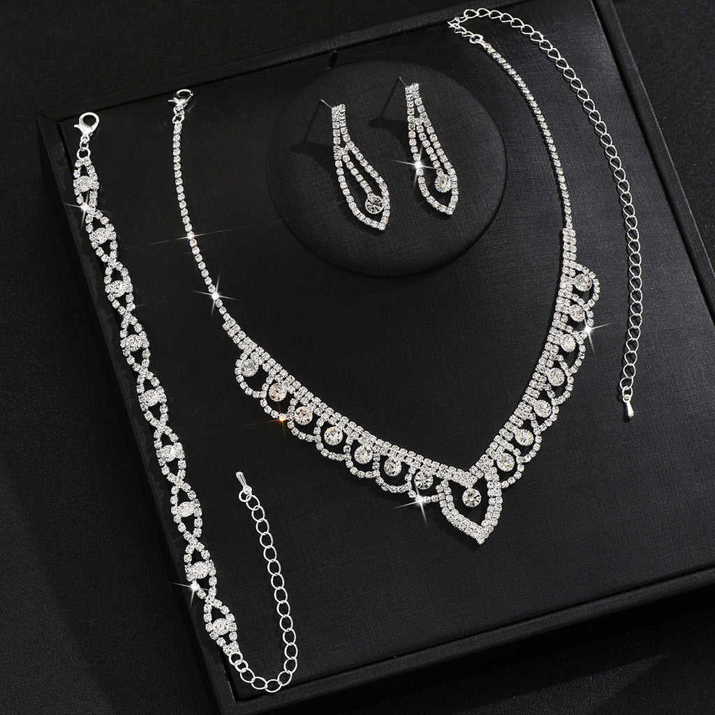 European And American Lace Rhinestone Silver Necklace Earrings Bracelet Niche Elegant Clavicle Chain Fashion Accessible Luxury Jewelry Set