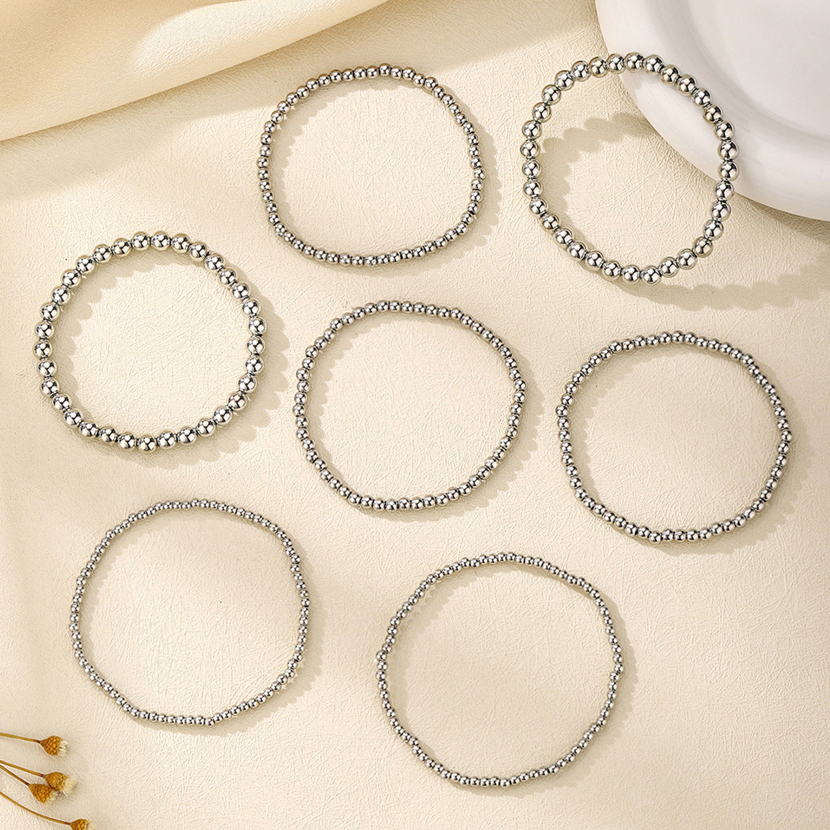 Minimalist Silver Heart Pendant Chain Bracelet for Women