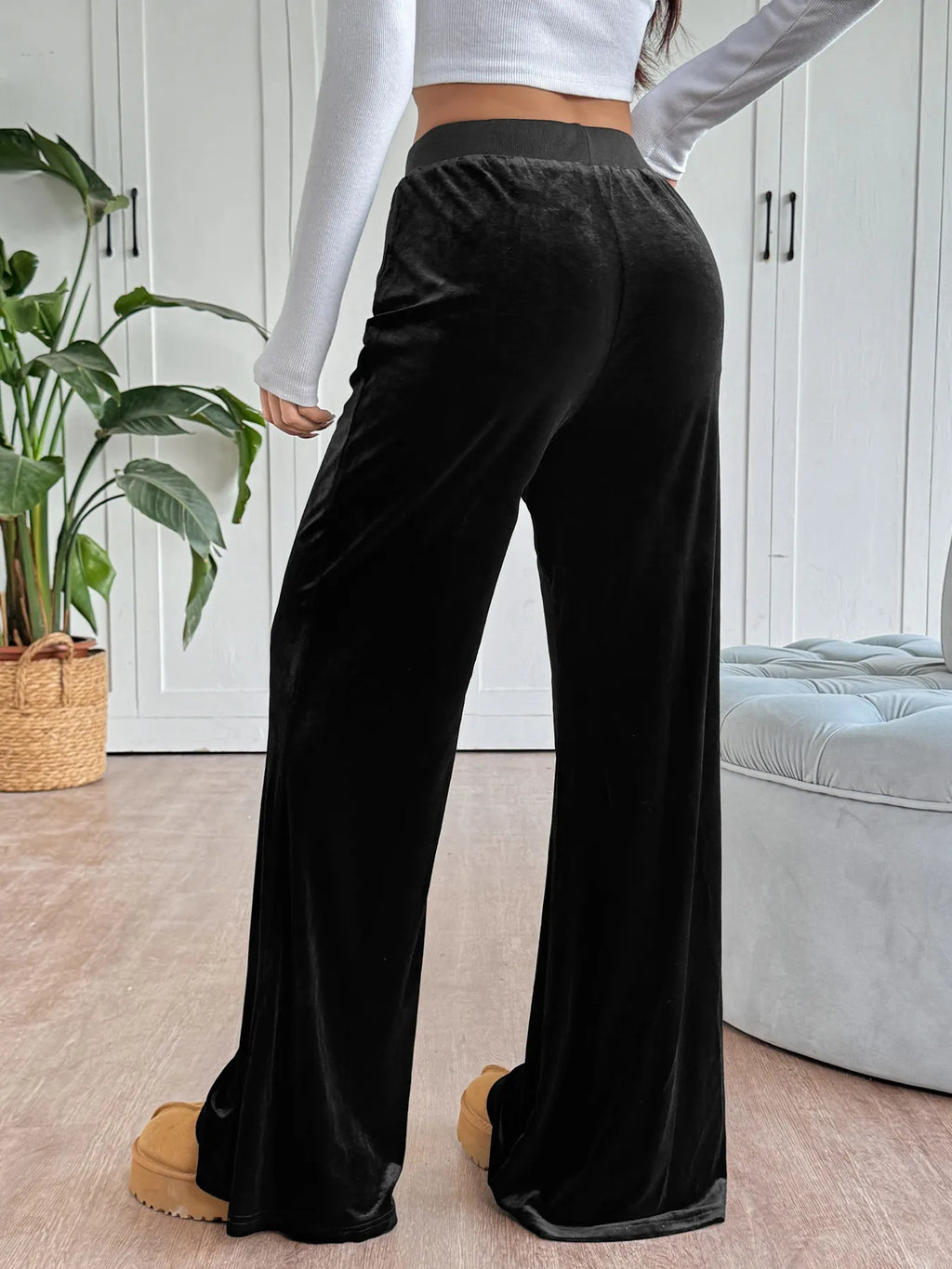 Wide-Leg Drawstring Pants