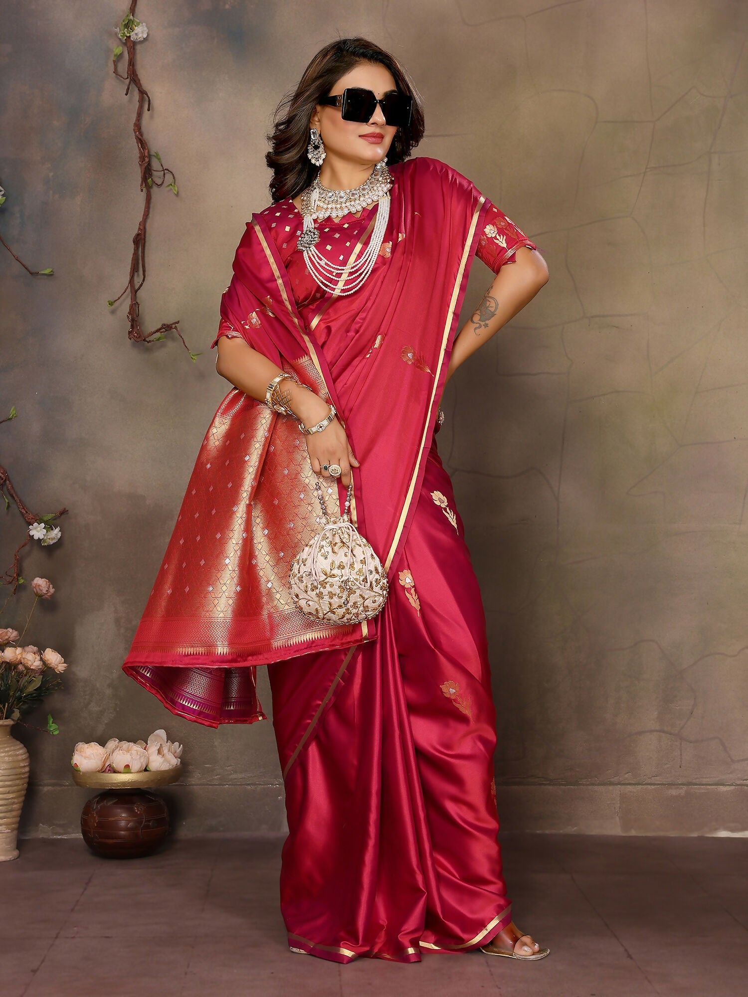 Red Floral and Botanical Motif Satin Silk Banarasi Saree