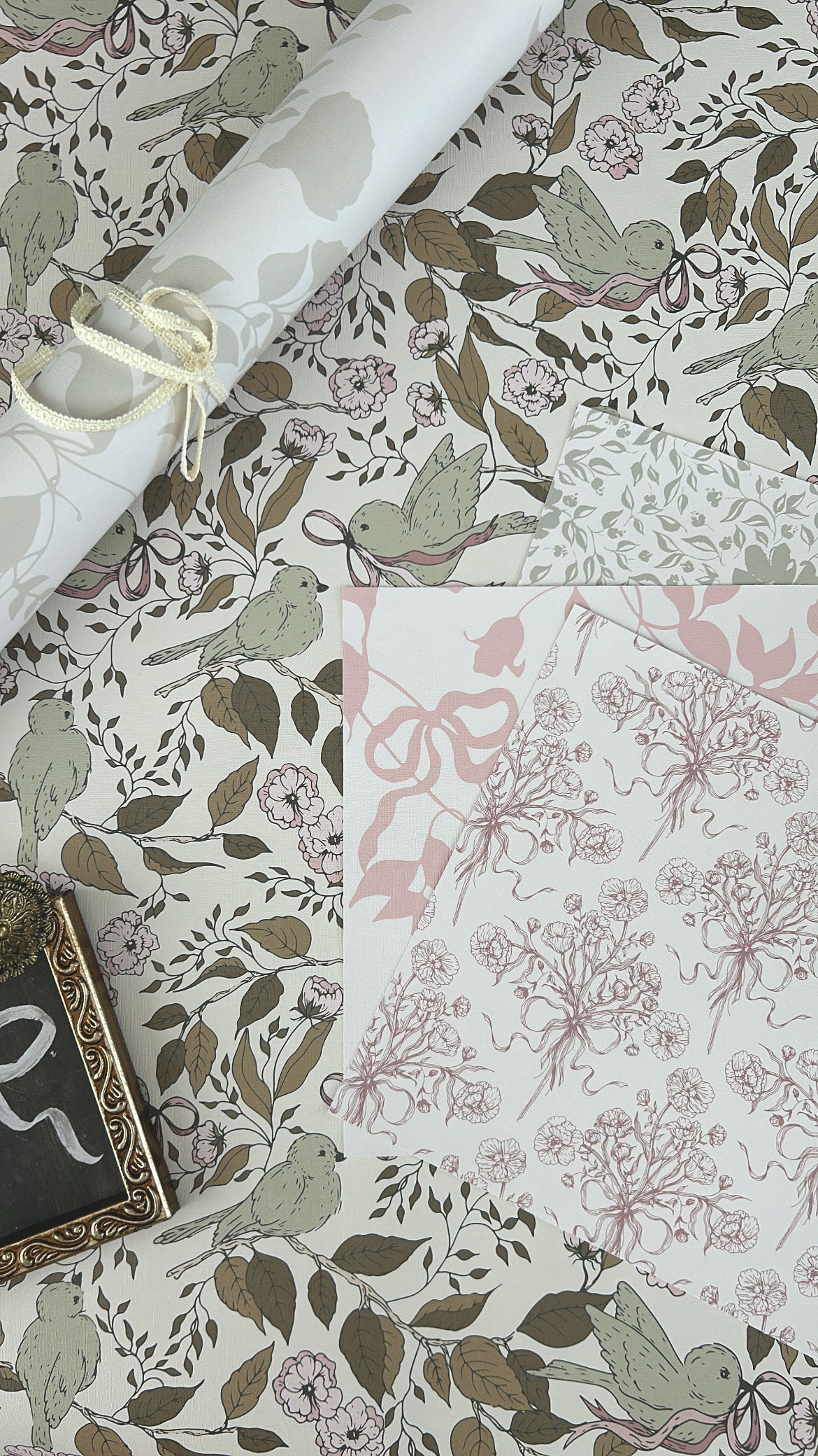 Adeline Floral Wallpaper - Dusty-Rose & Off-White Cottagecore