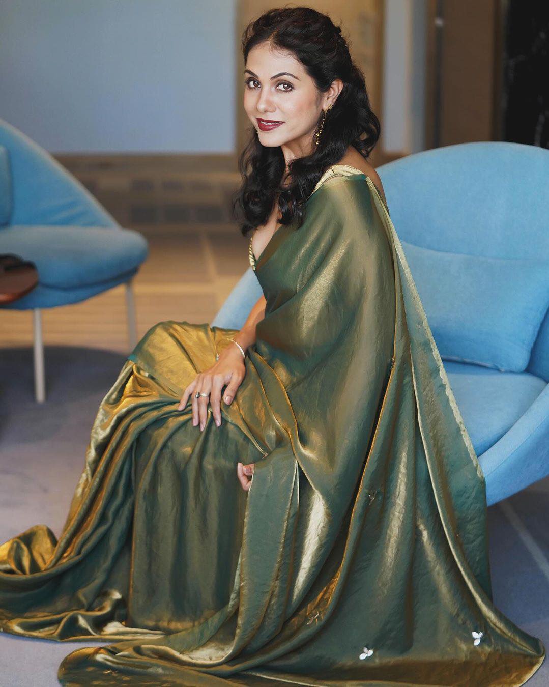 Sheded Green Fendy Silk Partywear Saree with Un-stitched Blouse