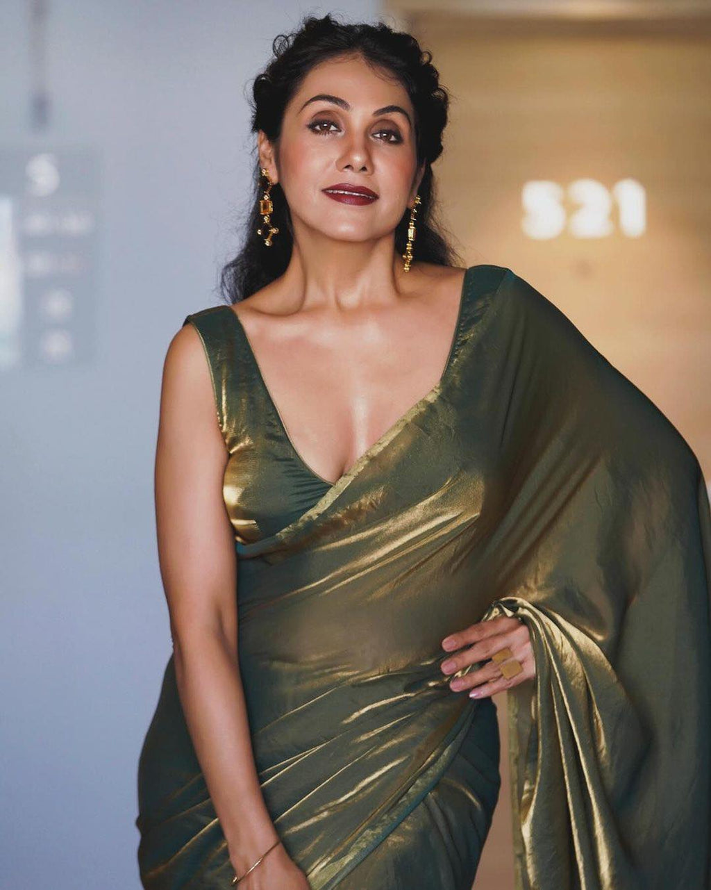 Sheded Green Fendy Silk Partywear Saree with Un-stitched Blouse
