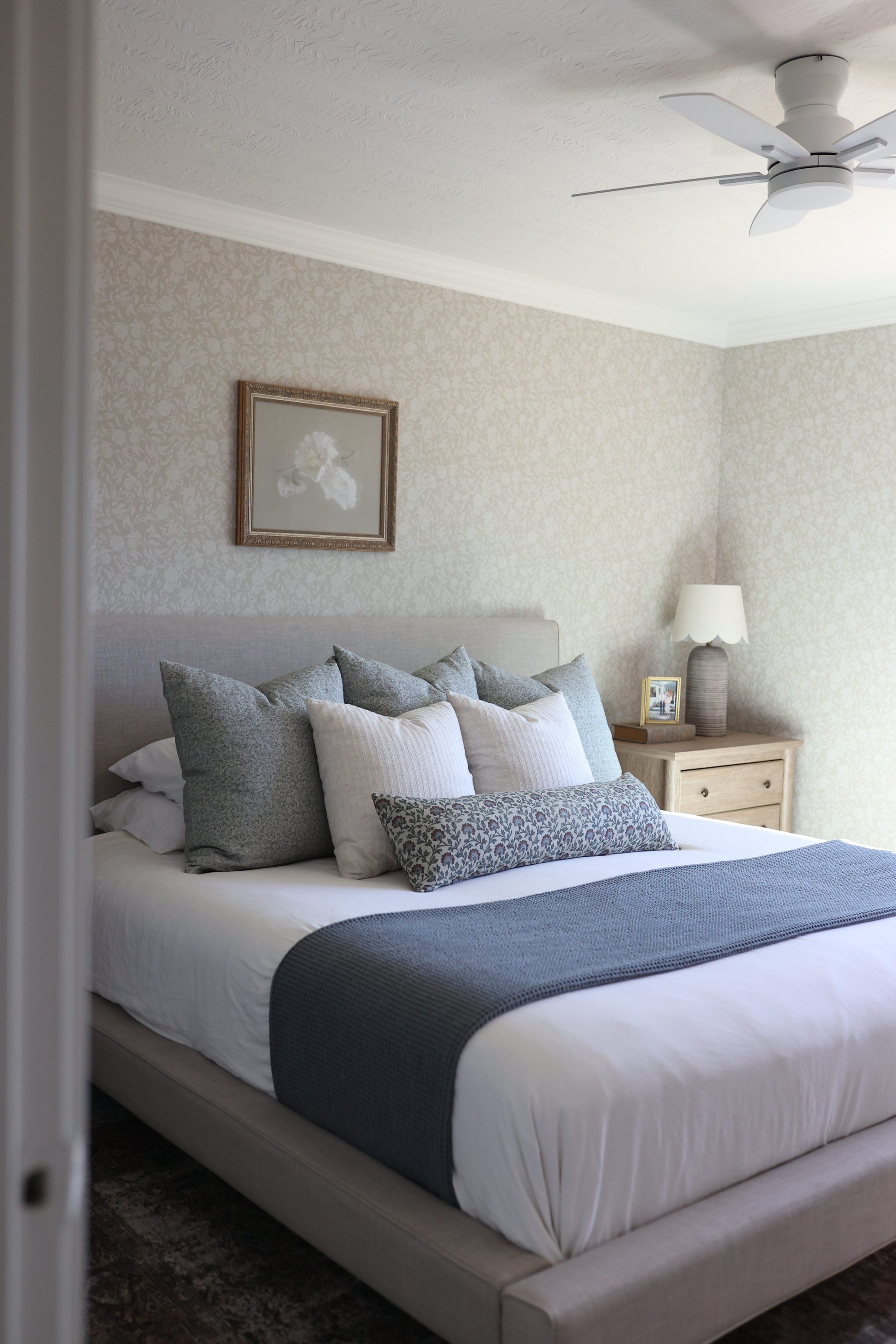 Leighton Removable Wallpaper - Peel and Stick Home Decor