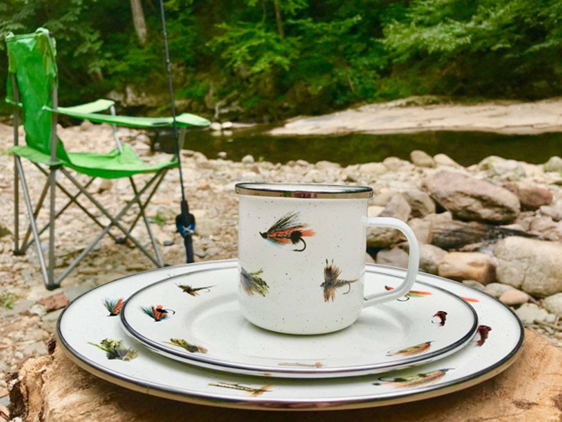 Grande Enamelware Mugs 24 oz, Set of 4 Carbon Steel Coffee Cups