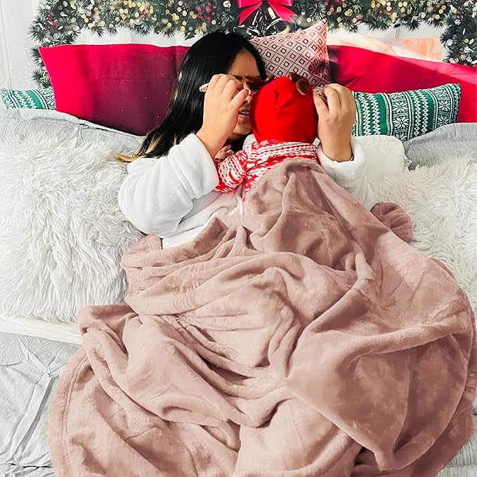 Bedsure Fleece Blankets Queen Size Dusty Pink - Bed Blanket Soft Lightweight Plush Fuzzy Cozy Luxury Microfiber, 90x90 inches