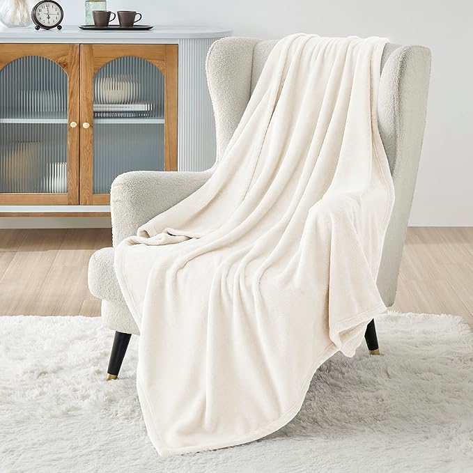 Bedsure Fleece Throw XL Blanket Cream - 300GSM Soft Lightweight Plush Cozy Blankets for Bed, Sofa, Couch, Travel, Camping, 50x70 inches