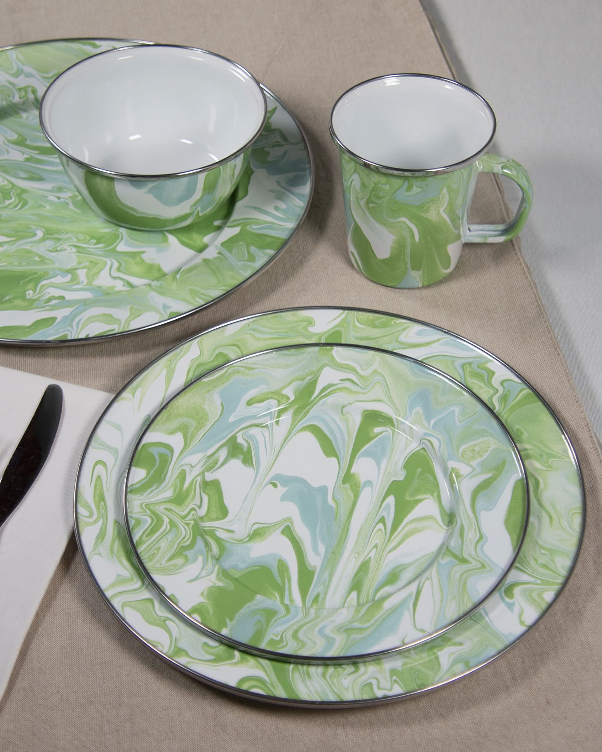 Enamelware Medium Tray – Durable Kitchen Serving Tray