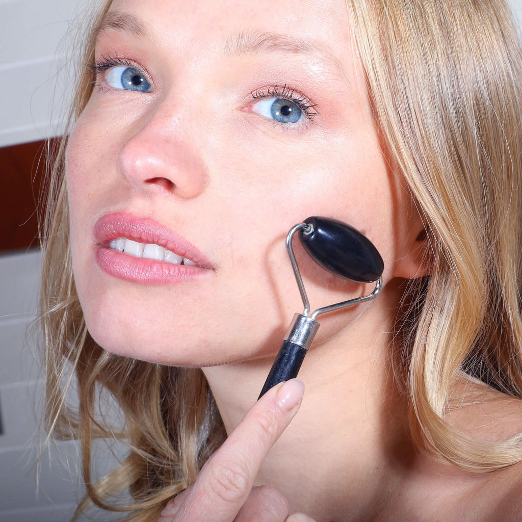 Daily Obsidian Facial Roller for Lymphatic Drainage and Glow