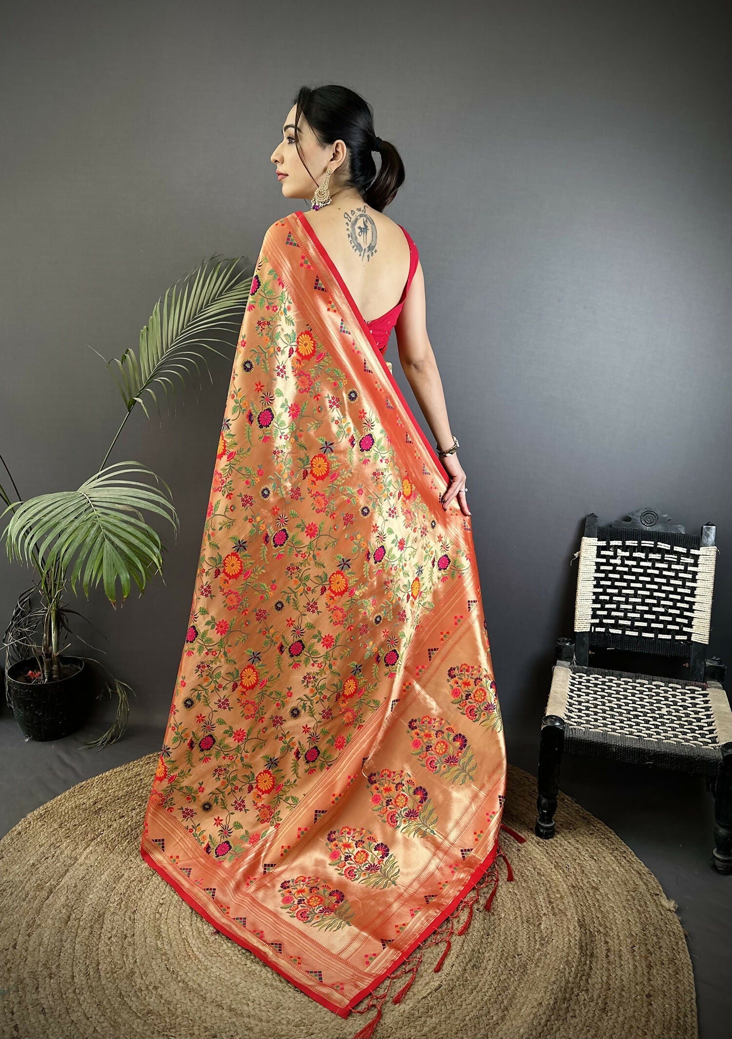 Peach Floral & Leaf Motif Soft Silk Paithani Saree