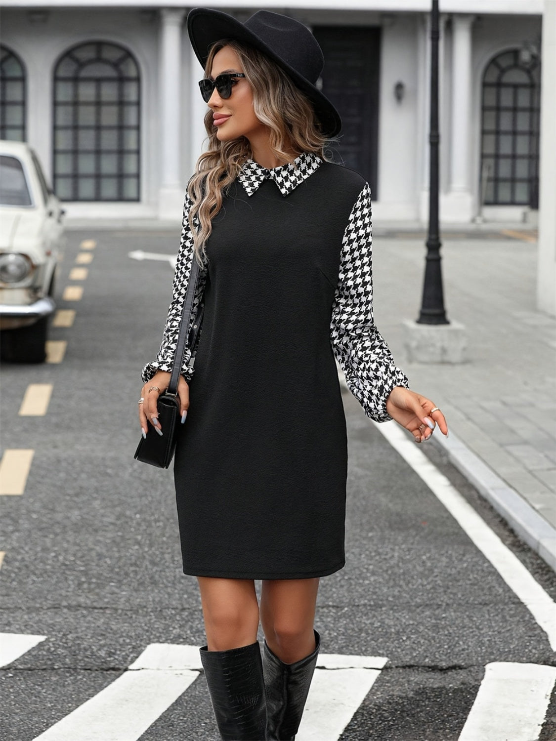 Vintage Mod Collared Mini Dress in Black and White