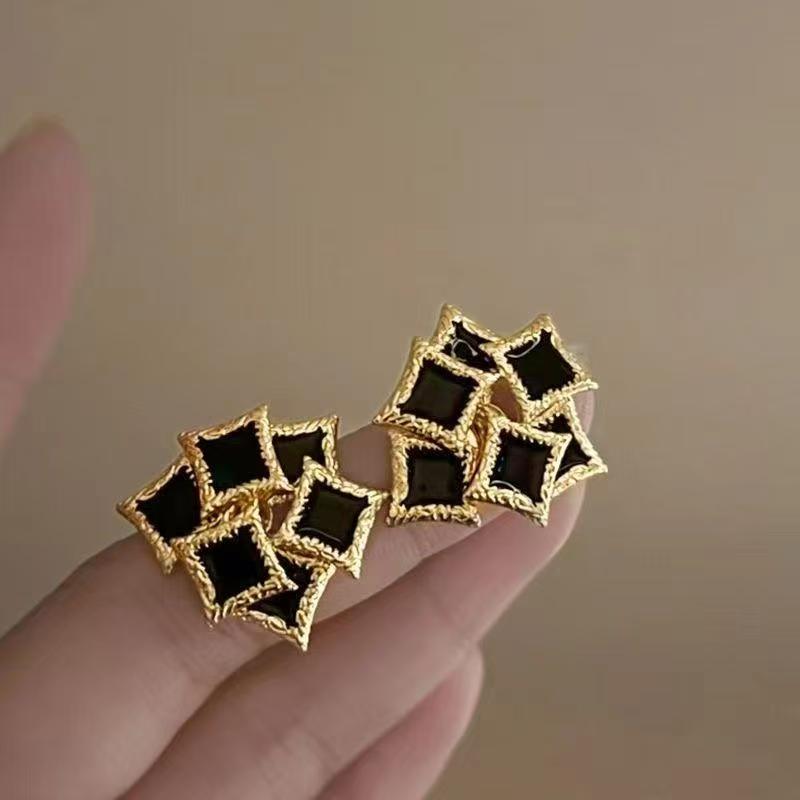 French Retro Square Earrings 3D Enamel Modern Minimalist Studs