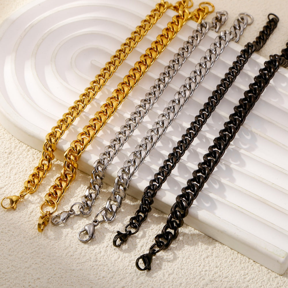 A Stylish Versatile Round-brushed Minimalist Bracelet