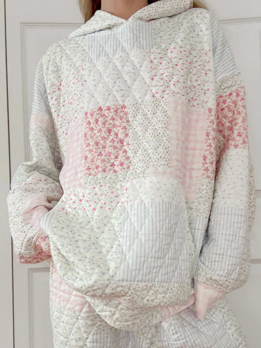 Quilted Pastel Hoodie: Cozy Unisex Pullover for Everyday Style