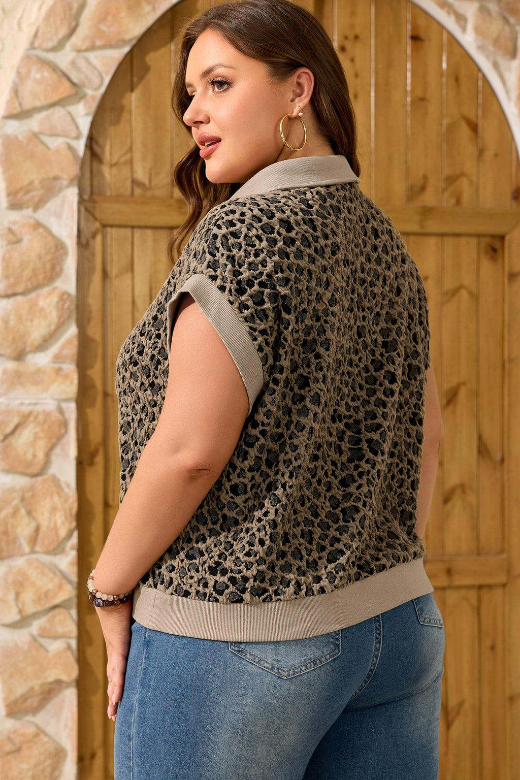 Veda Collar Cuffed Sleeve V-Neck Top in Beige and Black