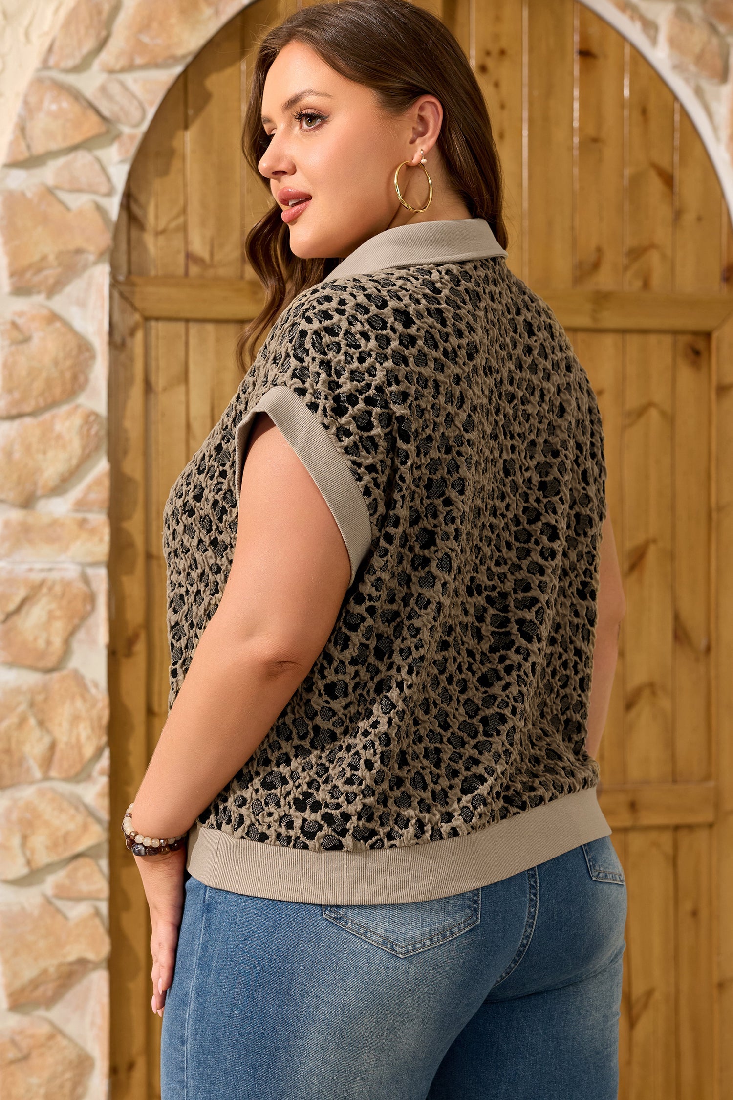 Veda Collar Cuffed Sleeve V-Neck Top in Beige and Black