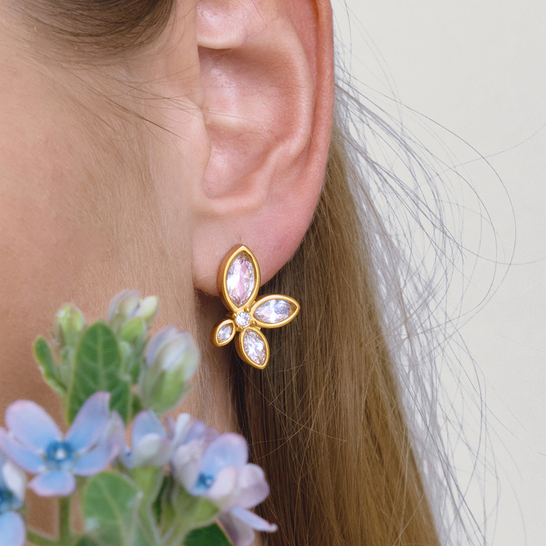 White Flower Zircon Stud Earrings in Polished Stainless Steel